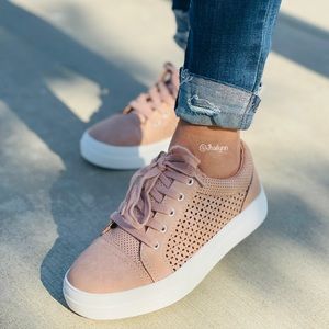 Mauve perforated Lace up platform sneakers